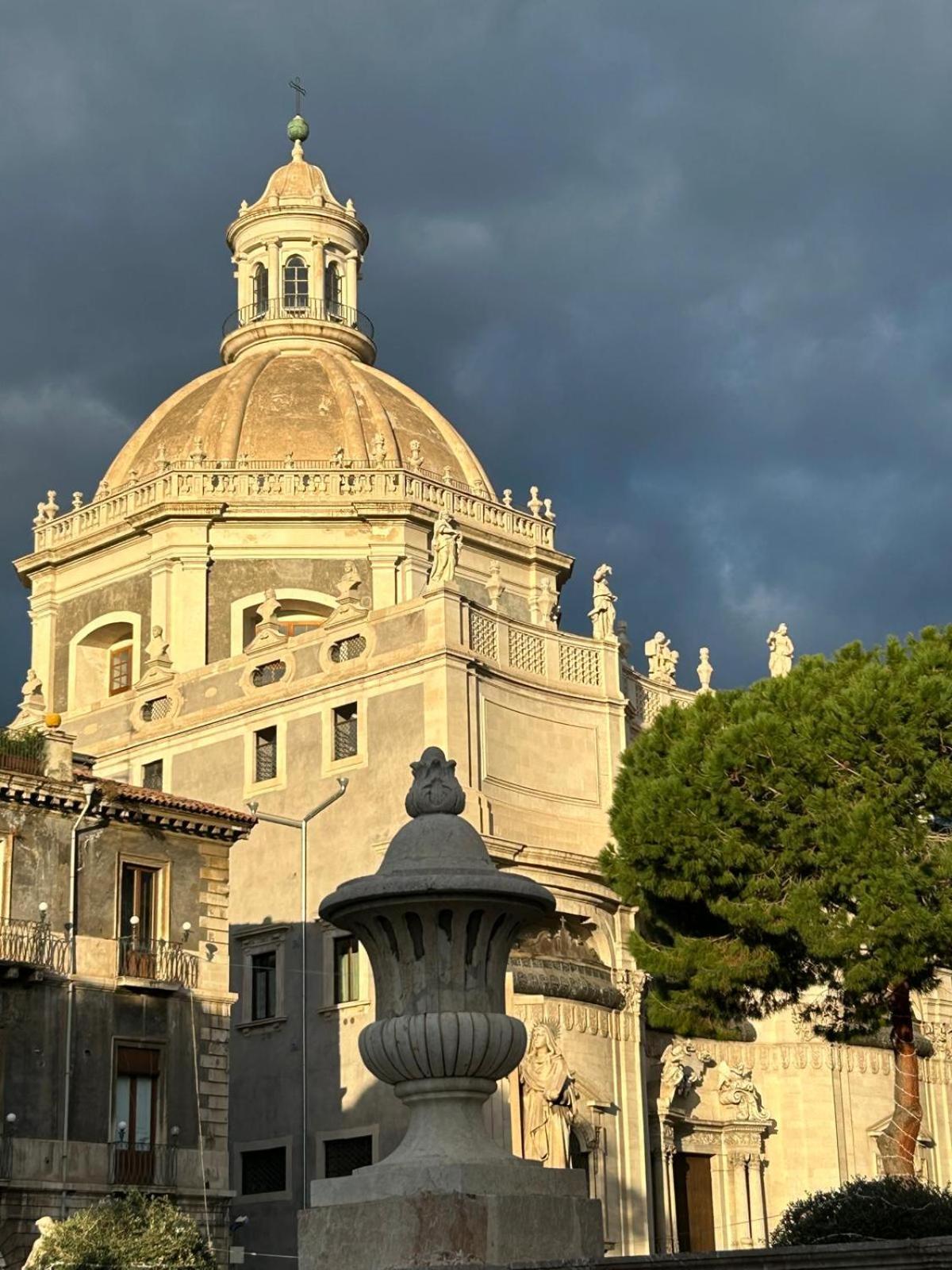 Apartamento Casa D'Amico Al Duomo CTA Exterior foto
